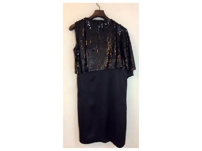 Acne Pequeño vestido negro 