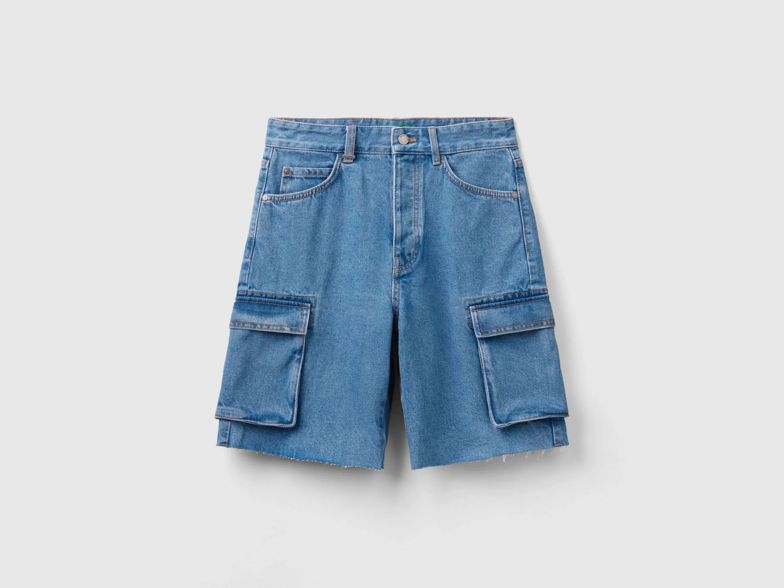Bermudas cargo de algodón mixto reciclado