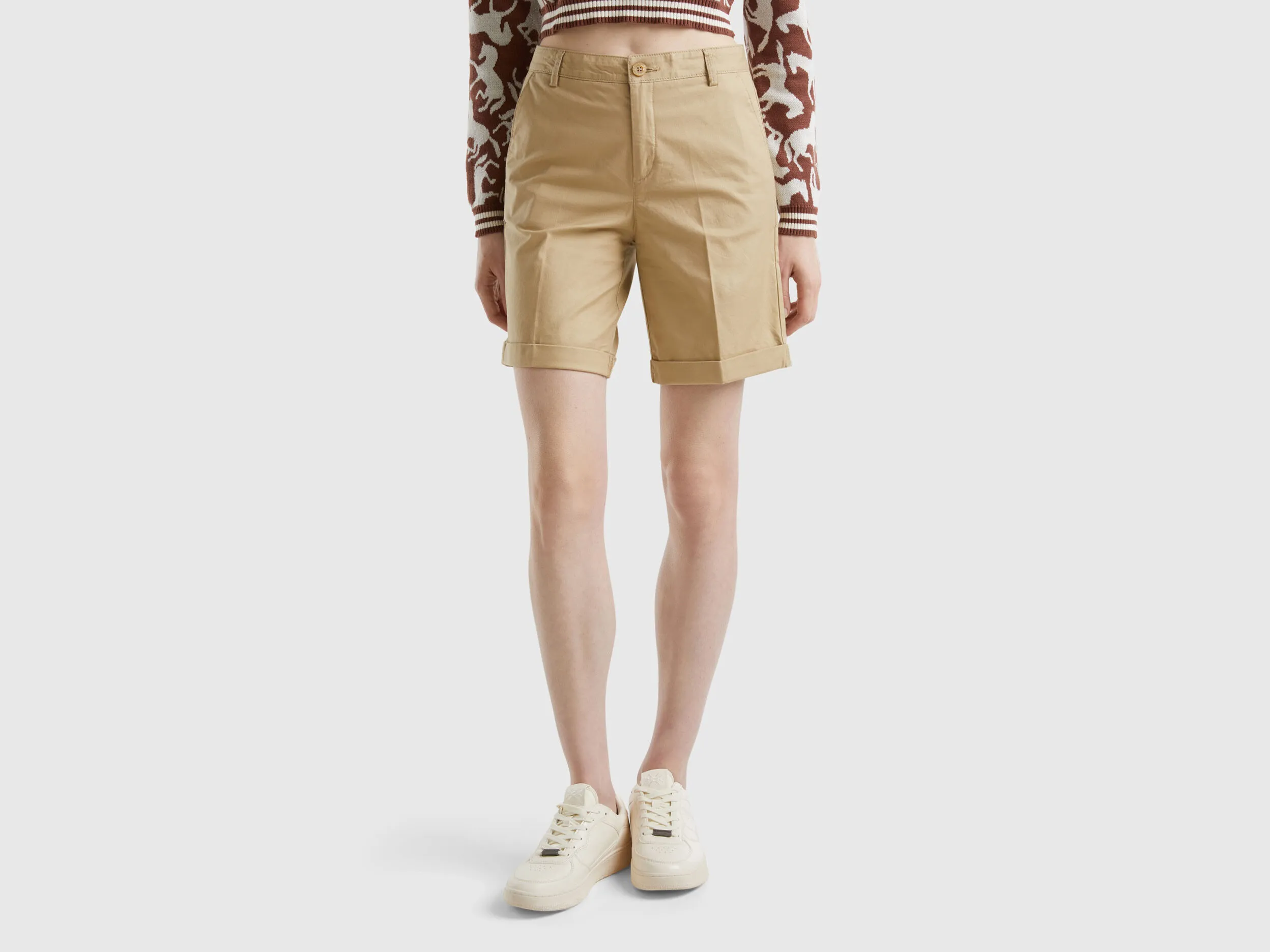 Bermudas de algodón elástico