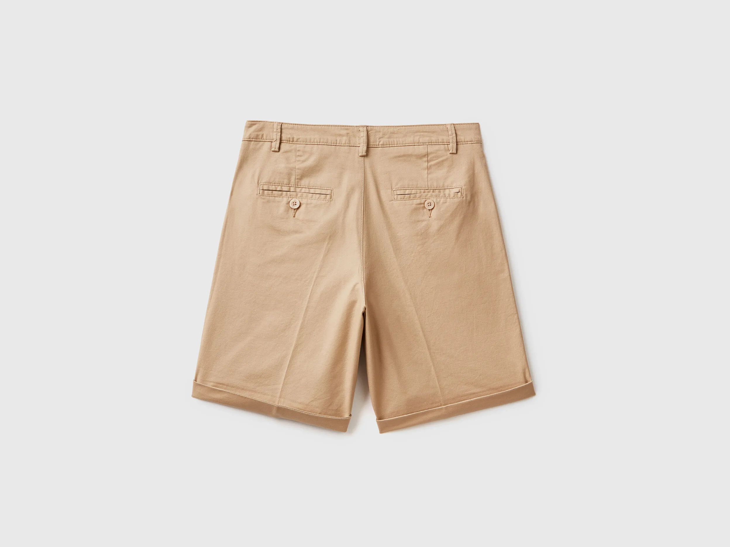 Bermudas de algodón elástico