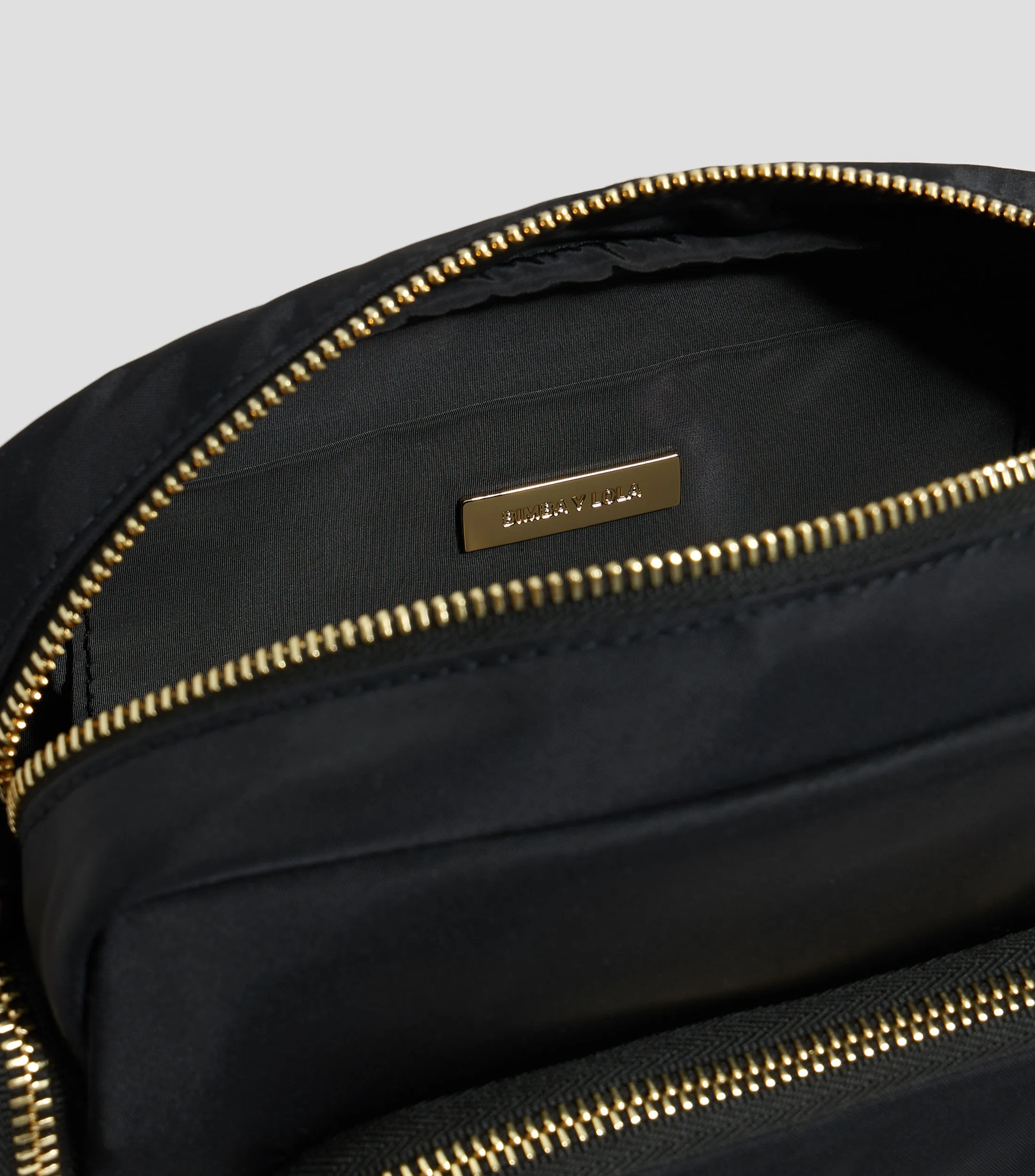 Bimba y Lola Bolso crossbody multibolsillos mediano negro Mujer