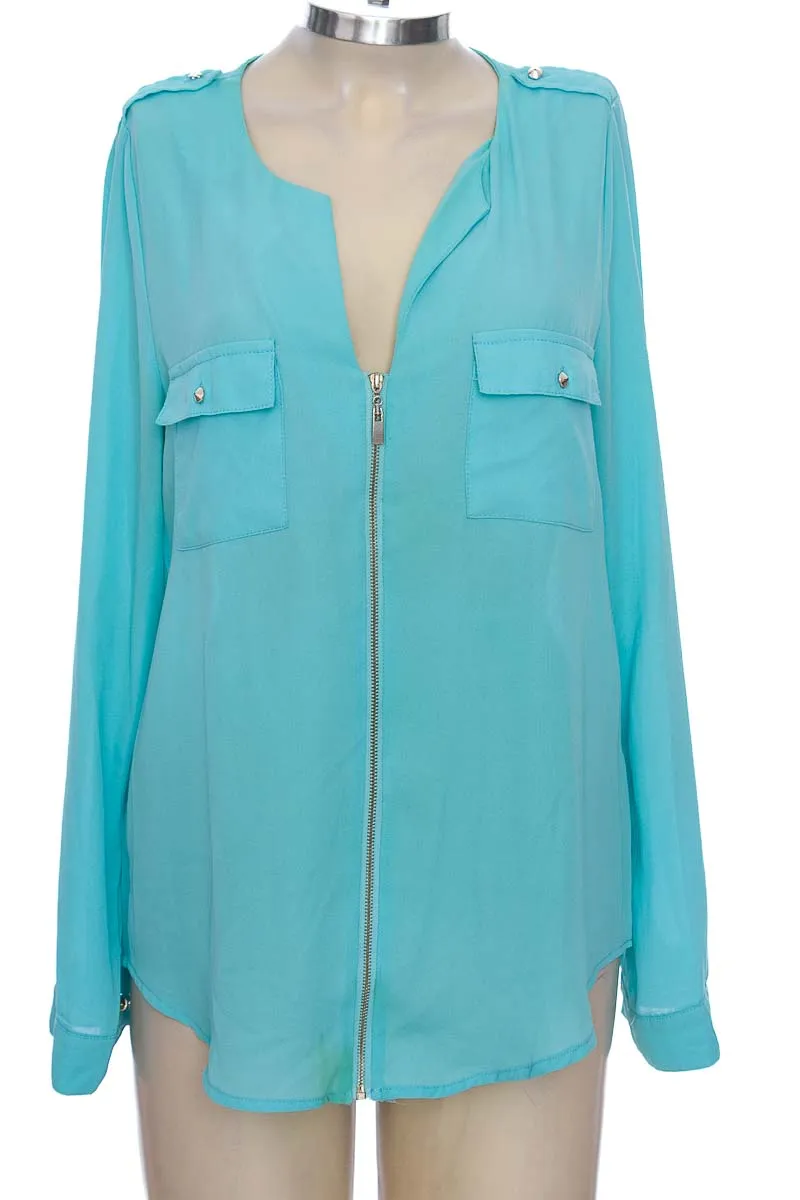 BLUSA COLOR AZUL  ELA