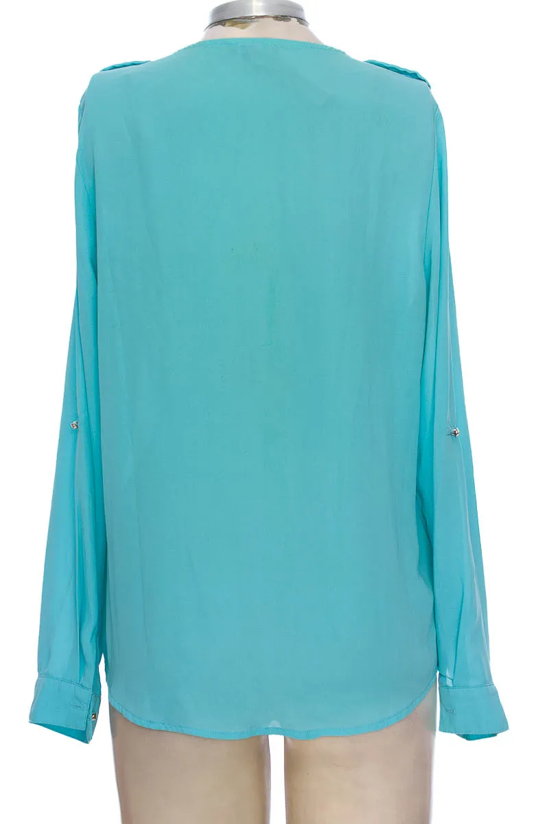 BLUSA COLOR AZUL  ELA
