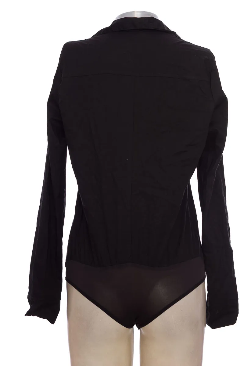 BLUSA COLOR NEGRO  CARMEL