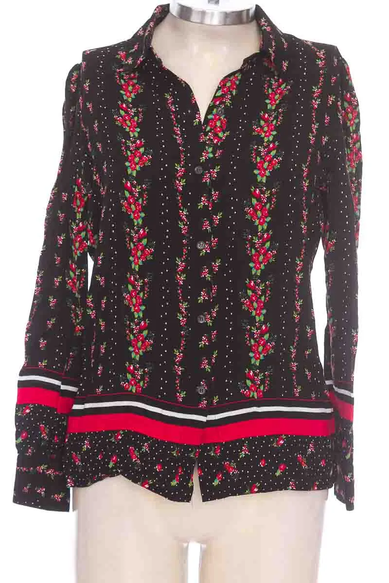 BLUSA COLOR NEGRO  JULIO