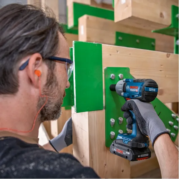 BOSCH  GDS 18V450 PC  ATORNILLADORA CON IMPACTO SIN BATERíAS Y CARGADORES, LIION, 18 V,  AH, 1/2 PULGADA CUADRADA, 450 NM, 