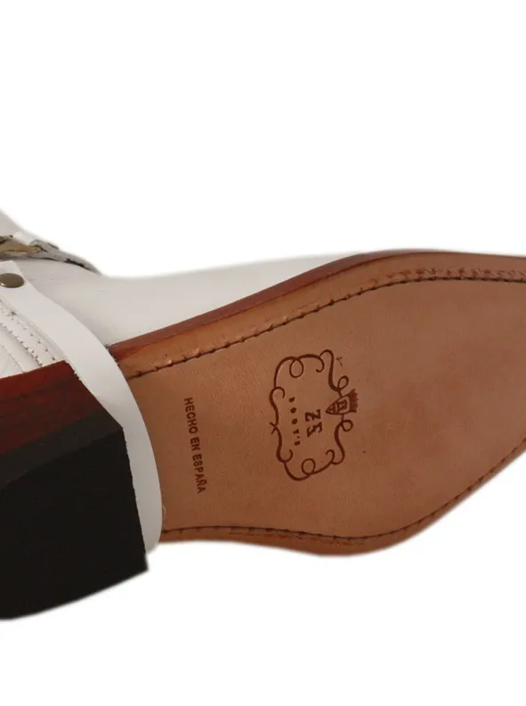 Bota cowboy blanca a medida en piel con puntera de metal
