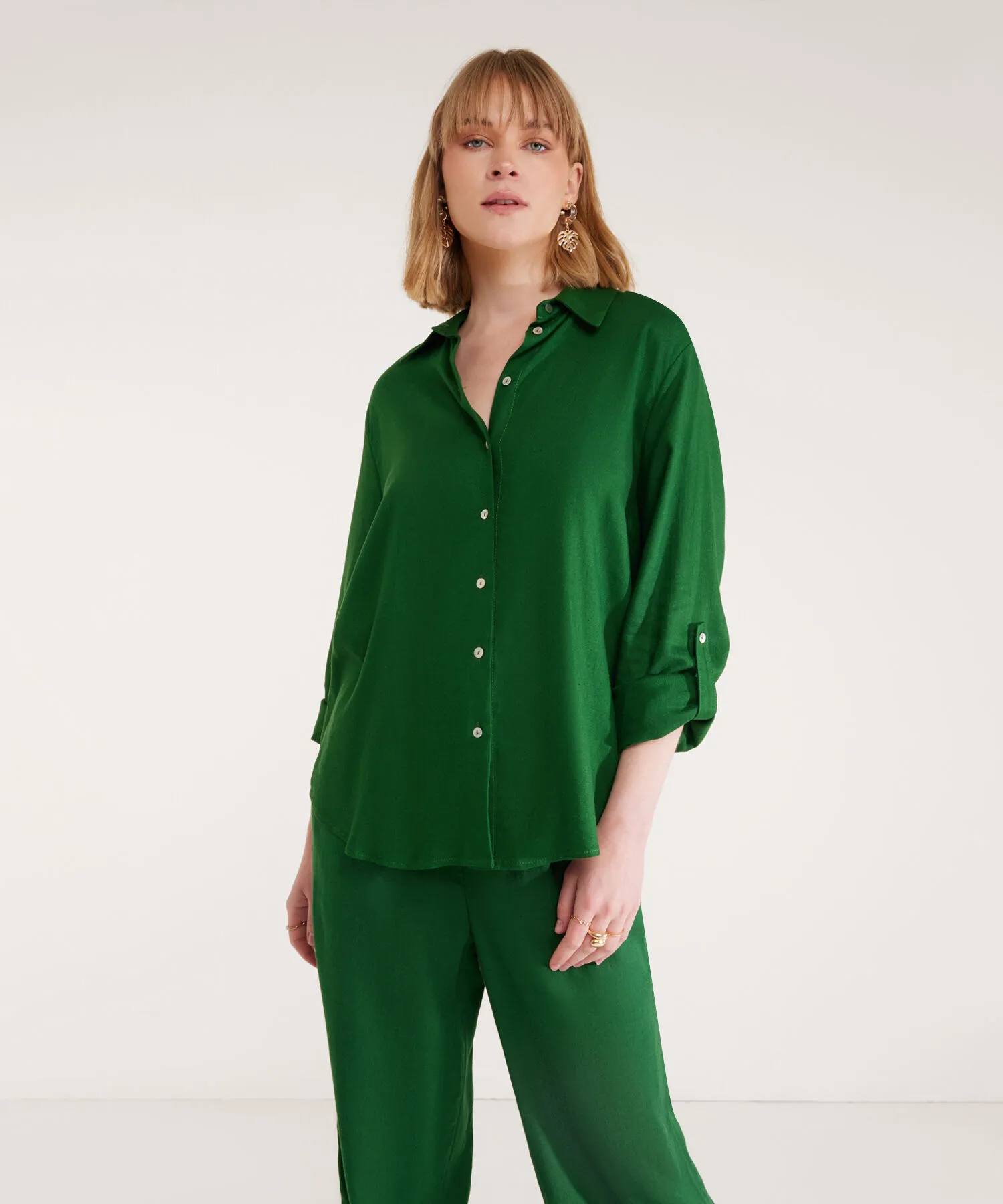 CAMISA MANGA LARGA EN EFECTO LINO