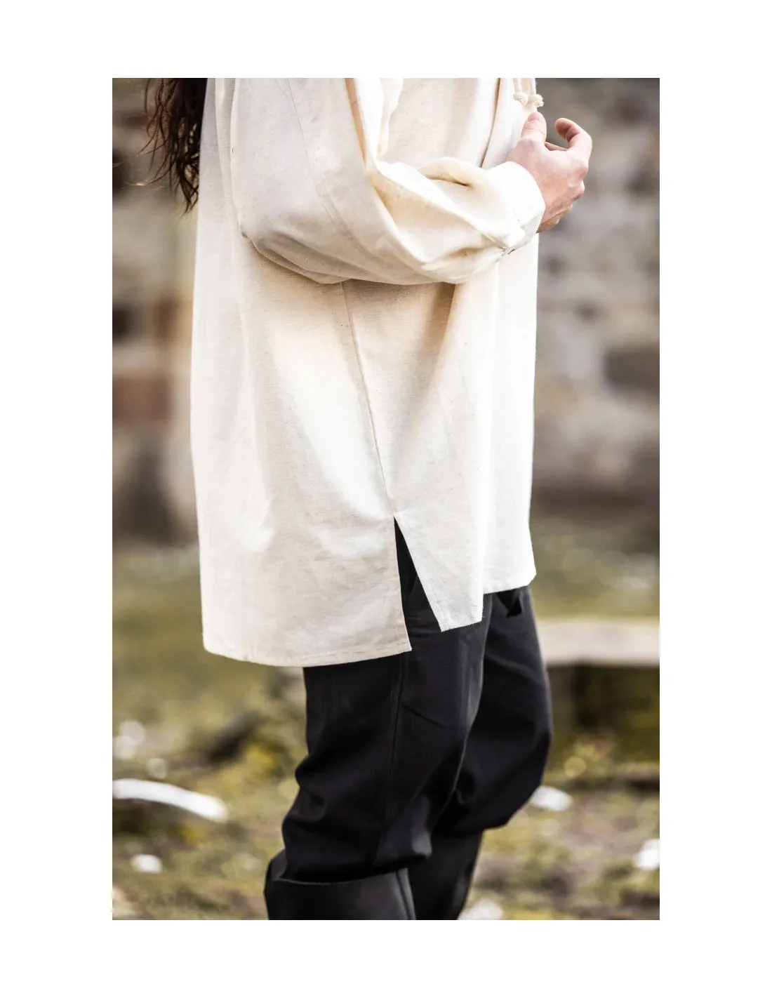 Camisa medieval modelo Ulrich, color blanco natural