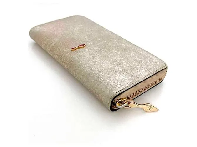 Cartera larga de cuero metálico rosa Christian Louboutin Plata 