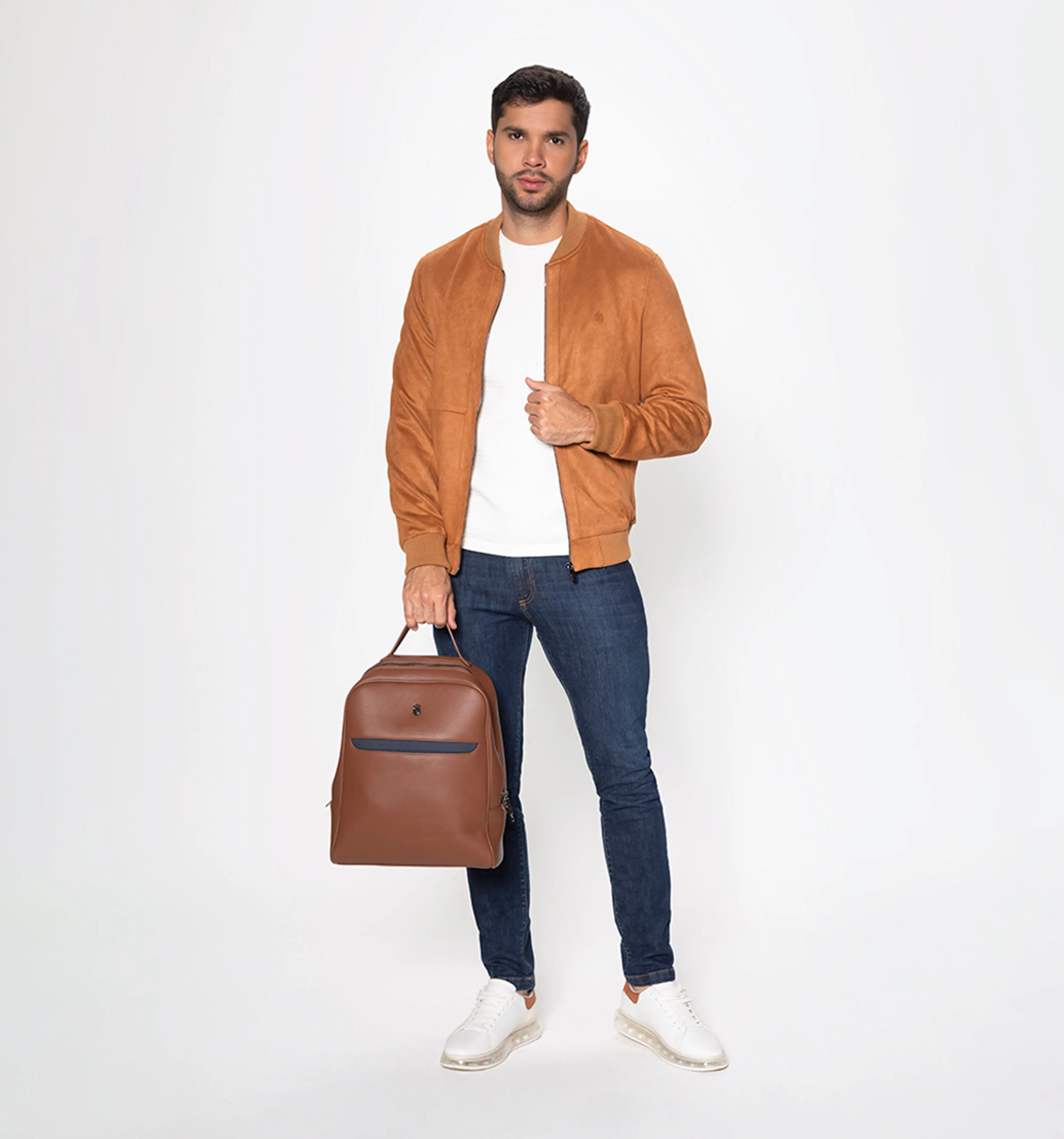 Chaqueta bomber en suede