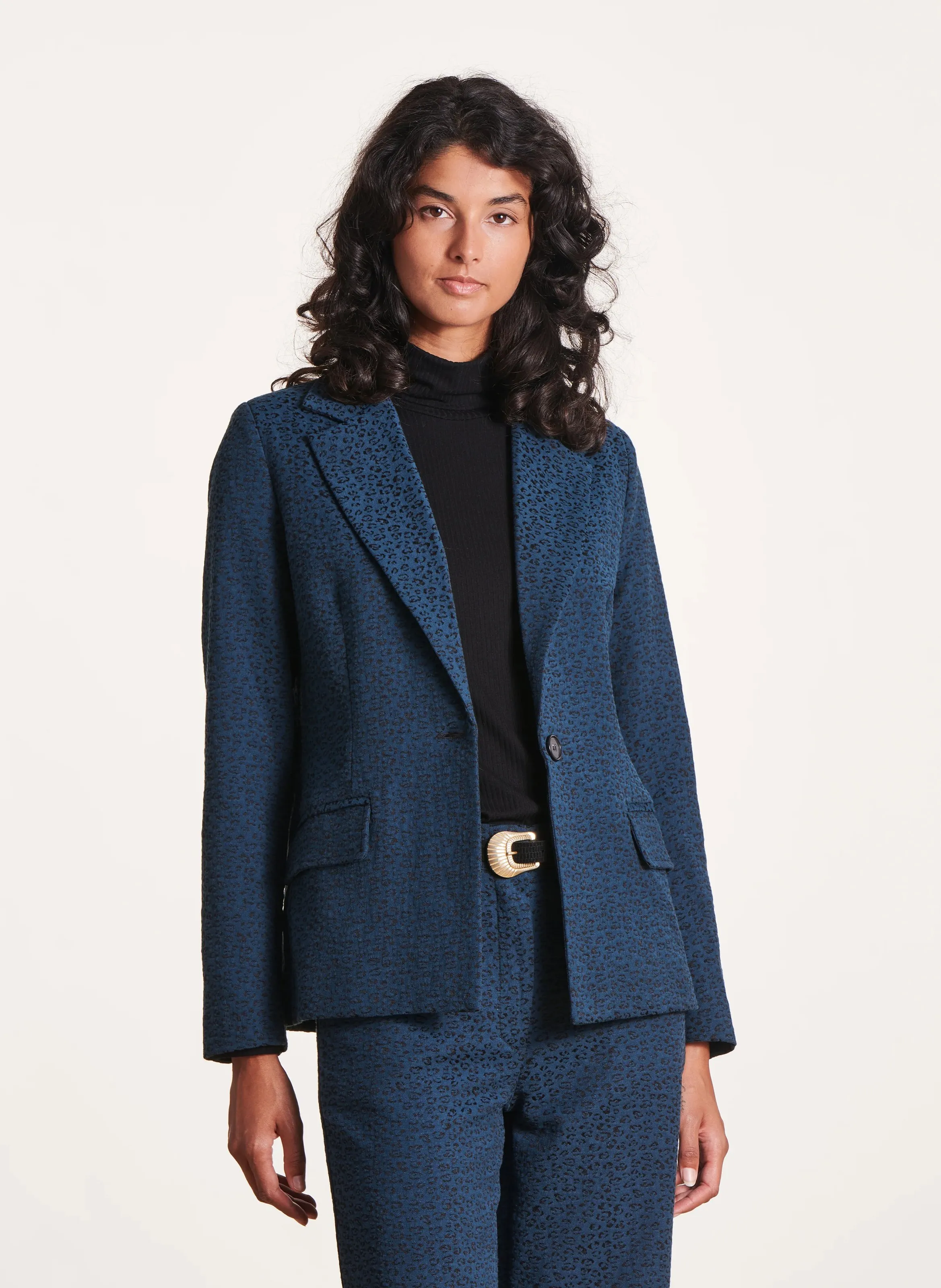 Chaqueta de corte recto con cuello de solapa en mezcla de algodón estampado en multicolor