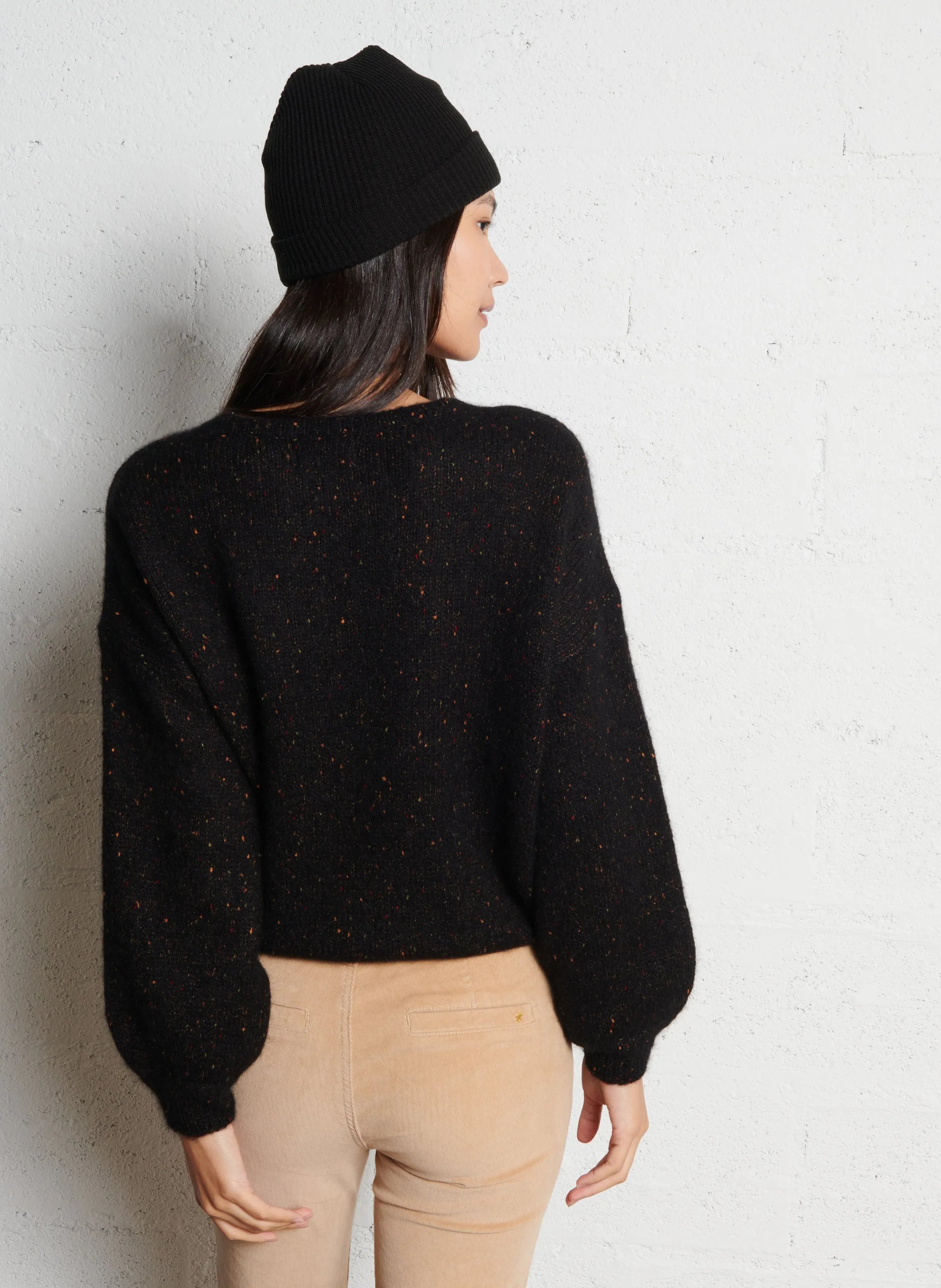 DES PETITS HAUTS CESAR  JERSEY CORTO CON CUELLO DE LúREX EN NEGRO