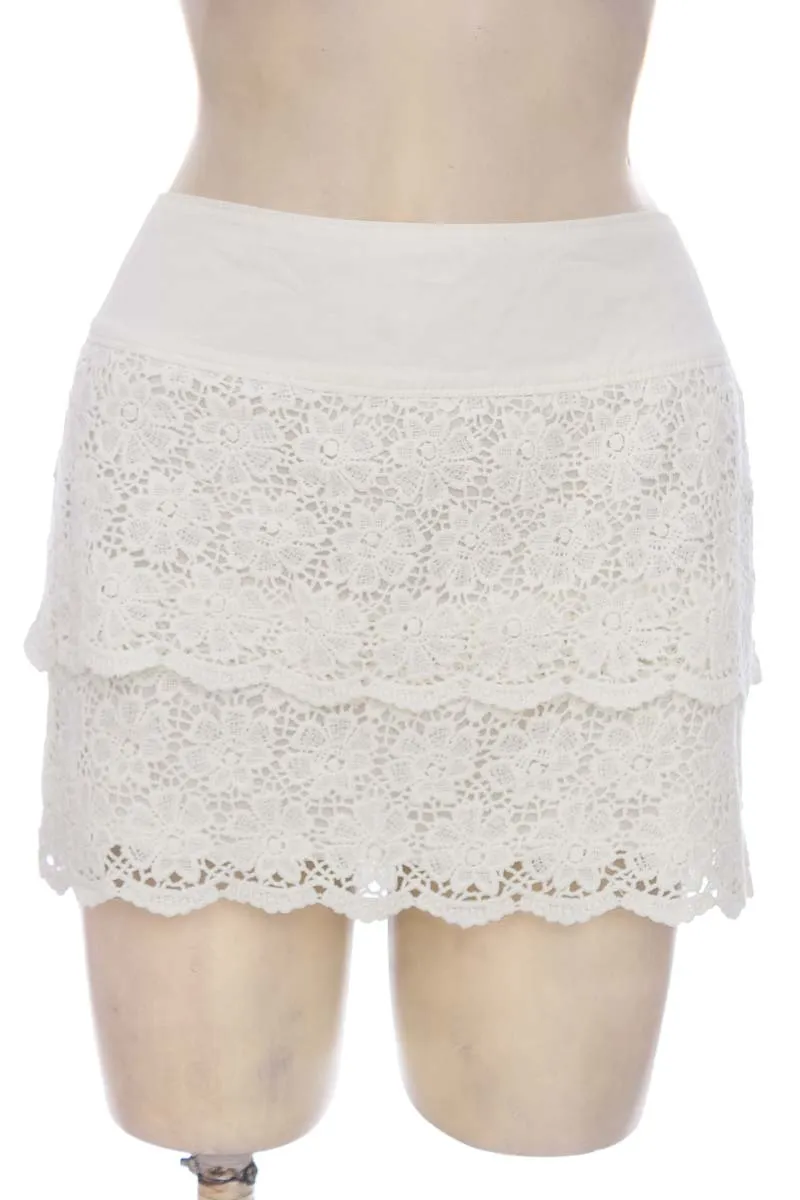FALDA COLOR BLANCO  PRONTO
