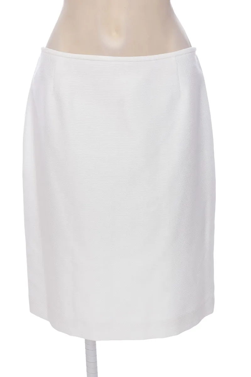 FALDA COLOR BLANCO  TAHARI