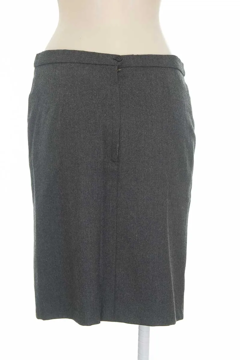 FALDA COLOR NEGRO  ALMARIZ