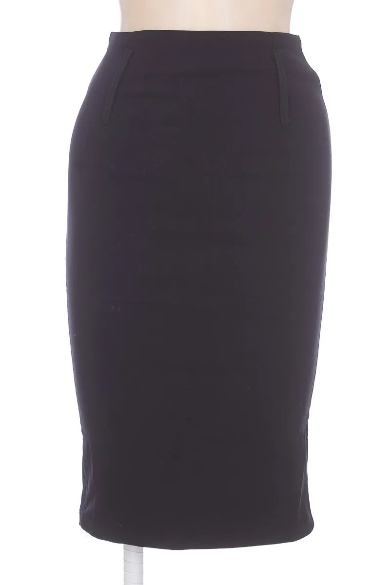 FALDA COLOR NEGRO  CALIFORNIA INN