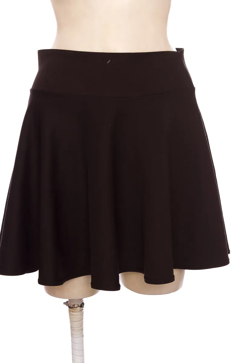 FALDA COLOR NEGRO  FADIRO