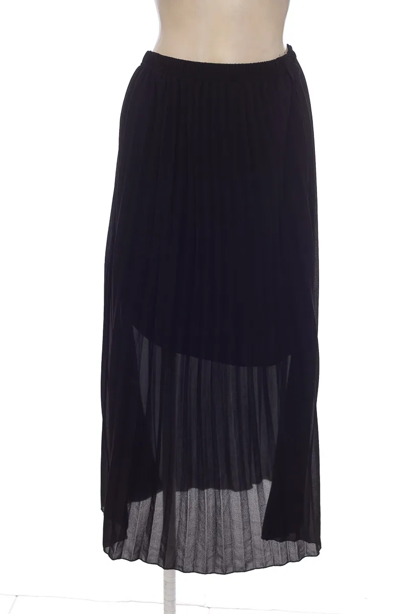 FALDA COLOR NEGRO  MAXIRU