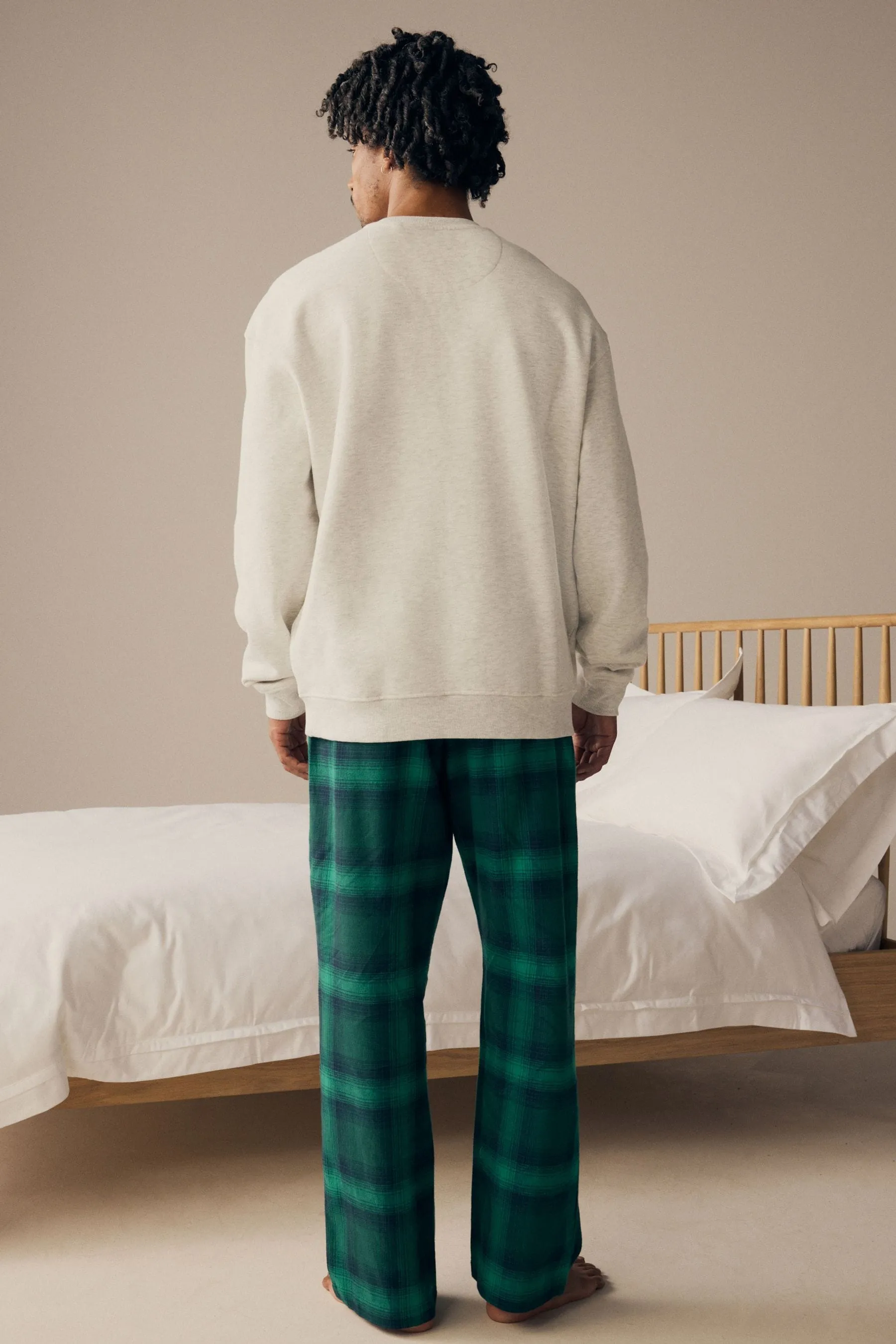 GRIS/VERDE  MATCHING FAMILY MENS CHRISTMAS HAPPY HOLIDAYS PYJAMAS