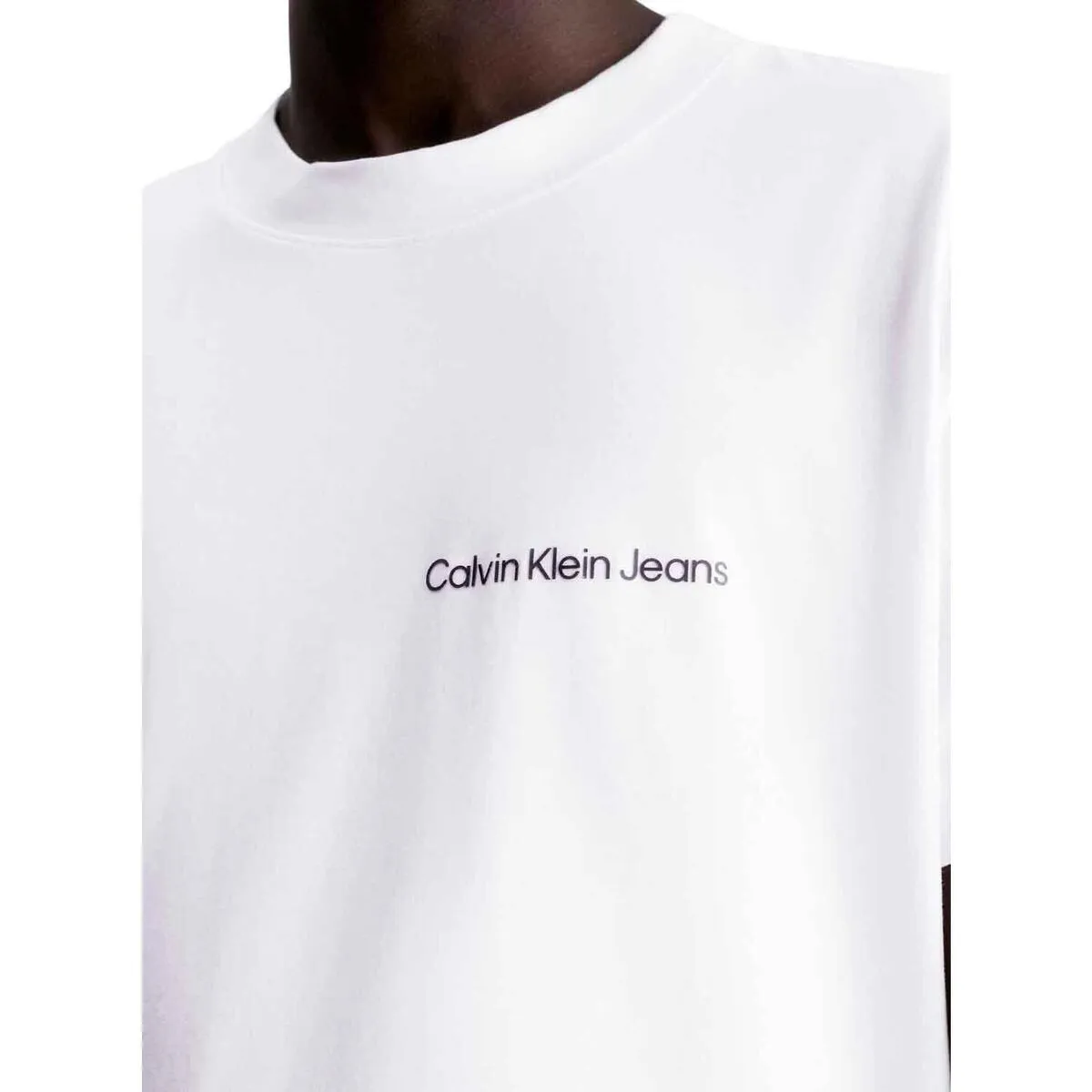 INSTITUTIONAL TEE
