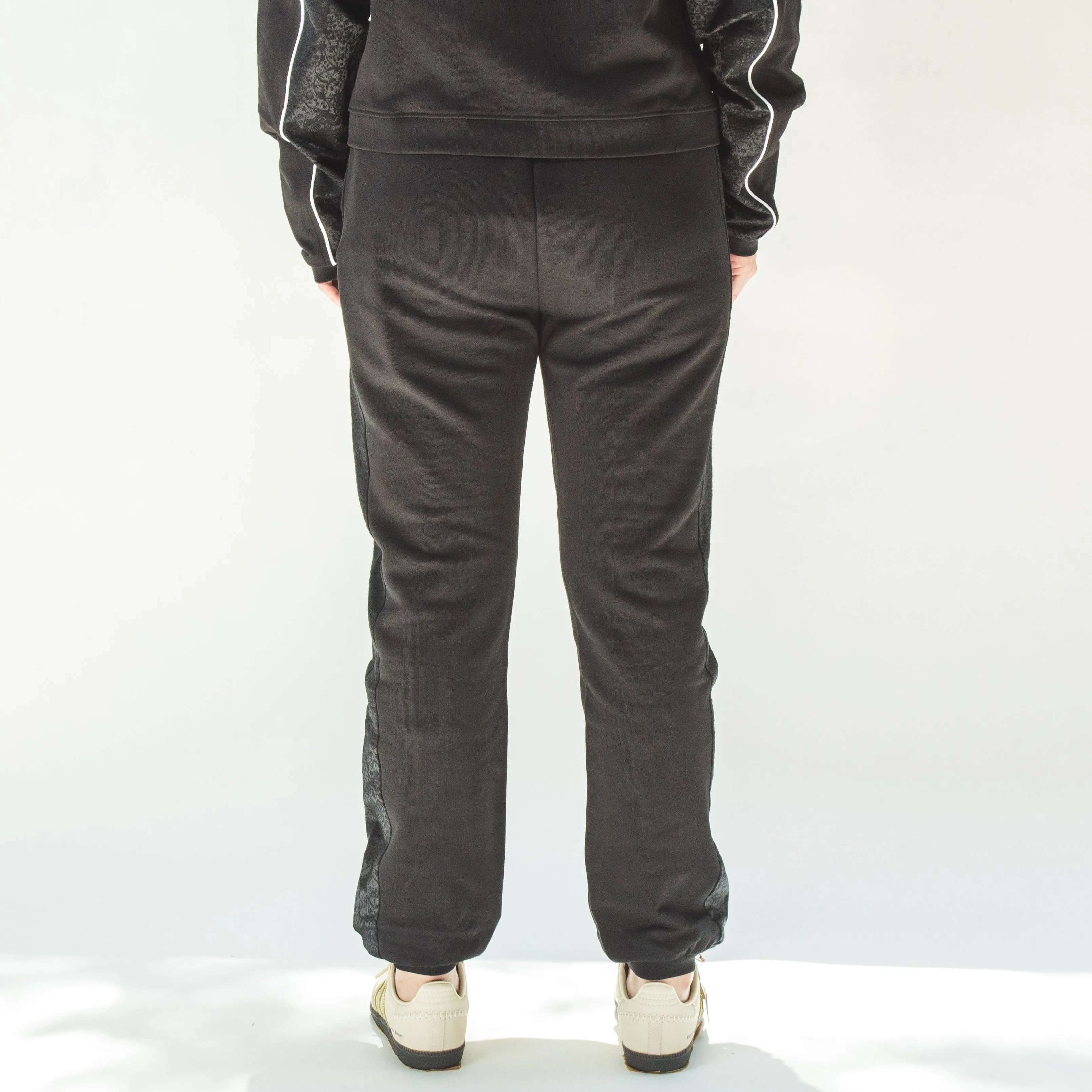 Les Benjamins Sweatpants 001 Black