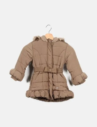 Miranda es cosa de niños Abrigo dorado detalle pelo