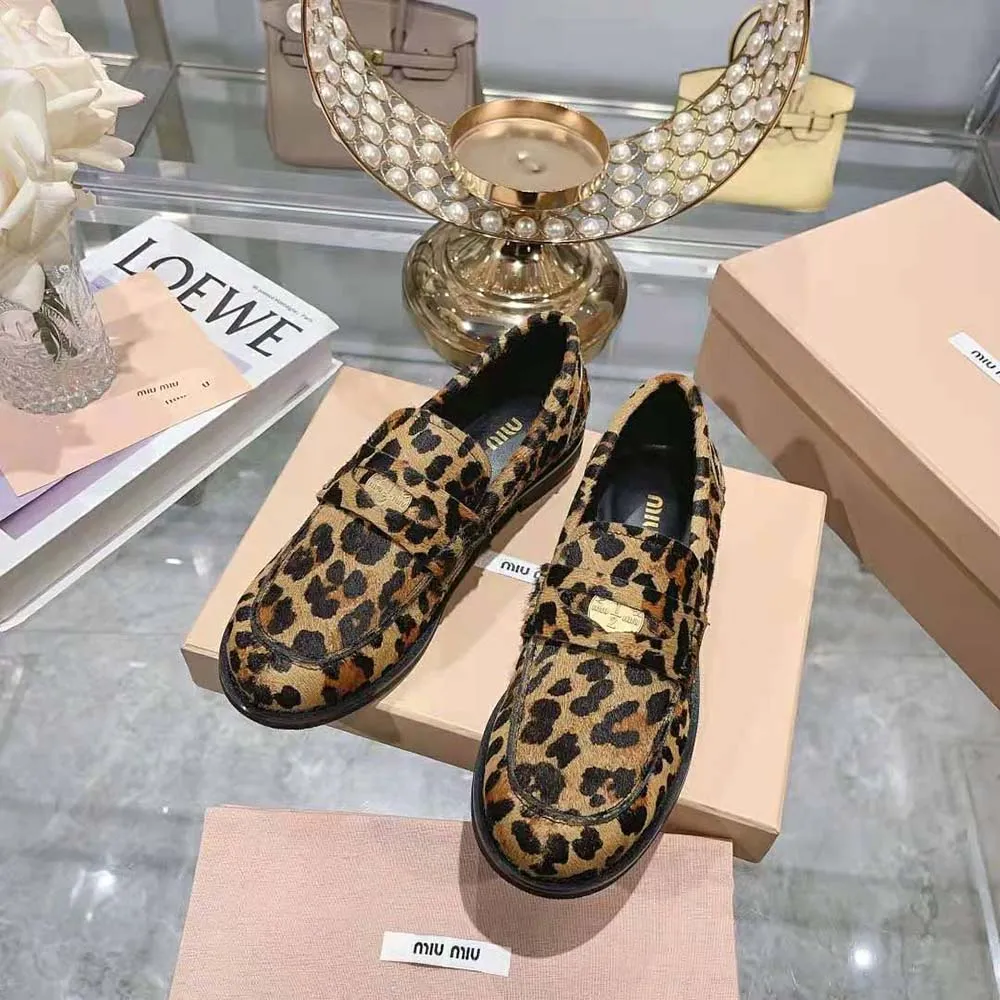 Miu Miu Mocasines Efecto Pelo De Becerro Con Estampado De Leopardo
