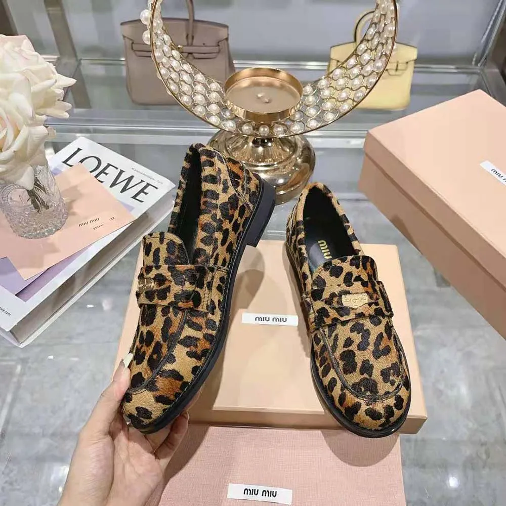 Miu Miu Mocasines Efecto Pelo De Becerro Con Estampado De Leopardo