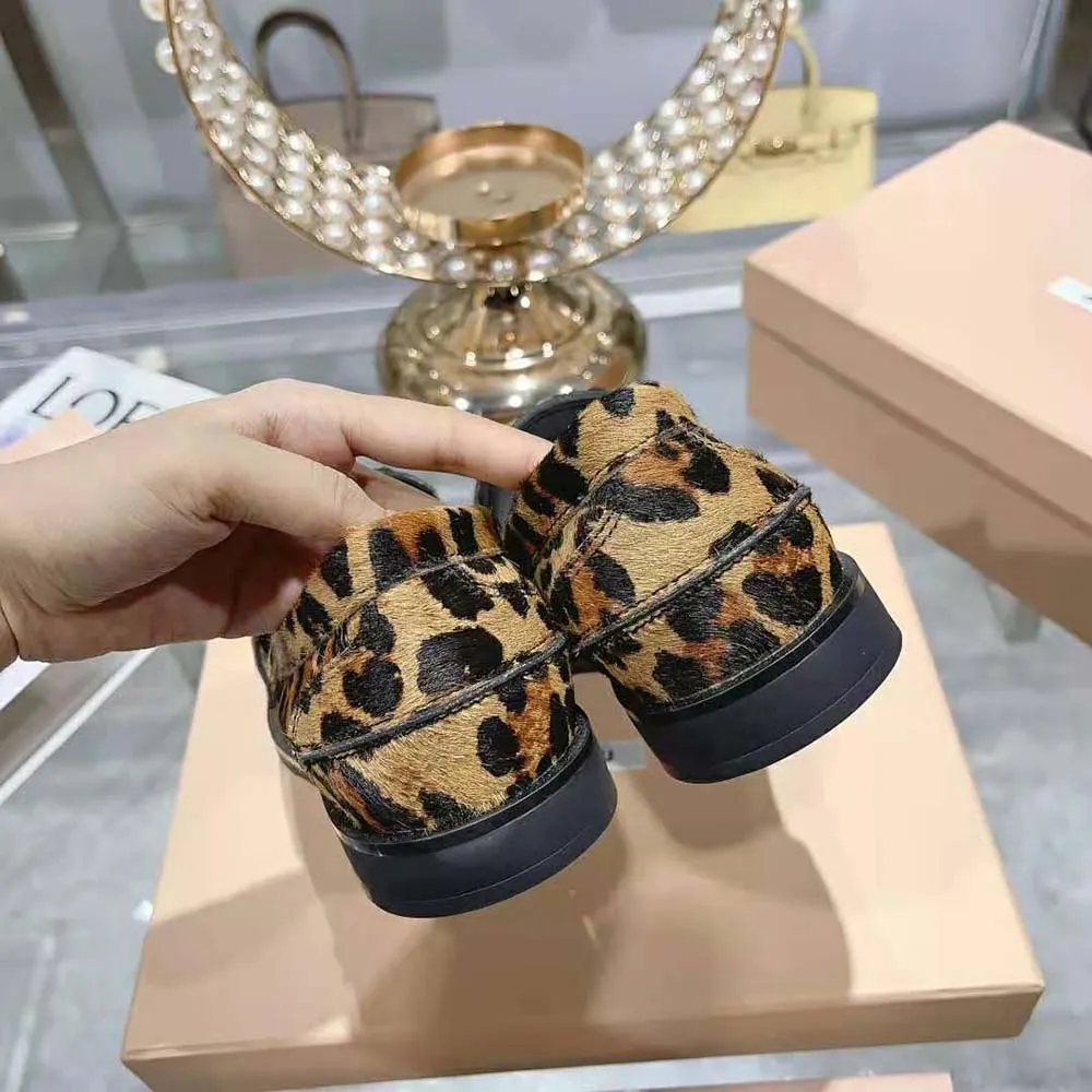Miu Miu Mocasines Efecto Pelo De Becerro Con Estampado De Leopardo