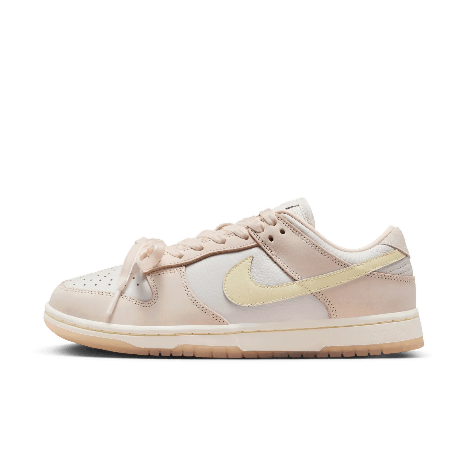 Nike Dunk Low Premium
