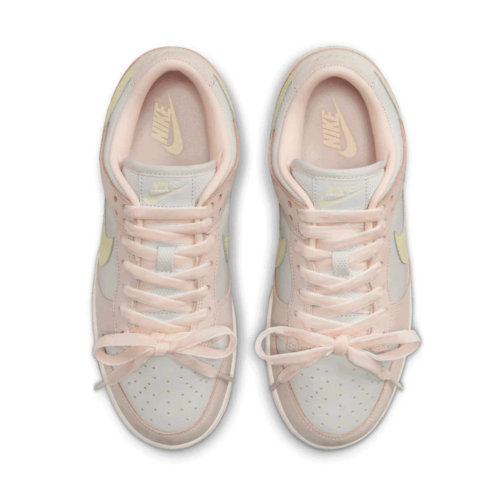Nike Dunk Low Premium