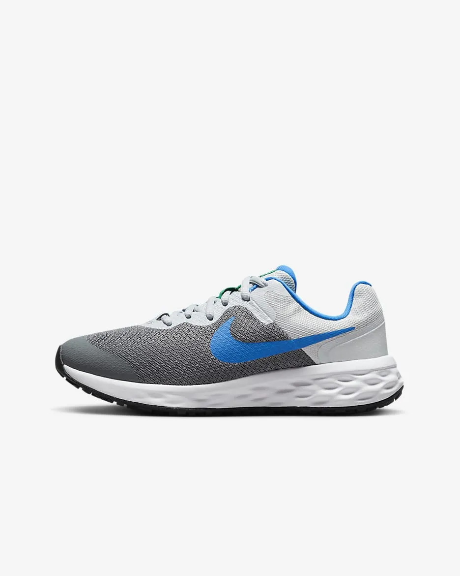 Nike Revolution 6