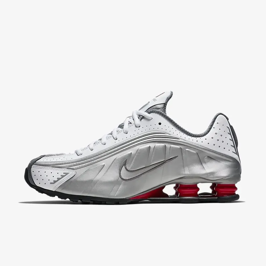 NIKE SHOX R4