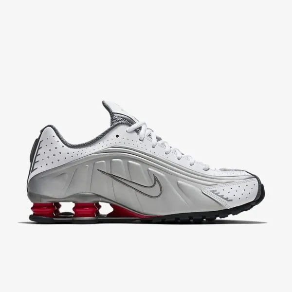 NIKE SHOX R4