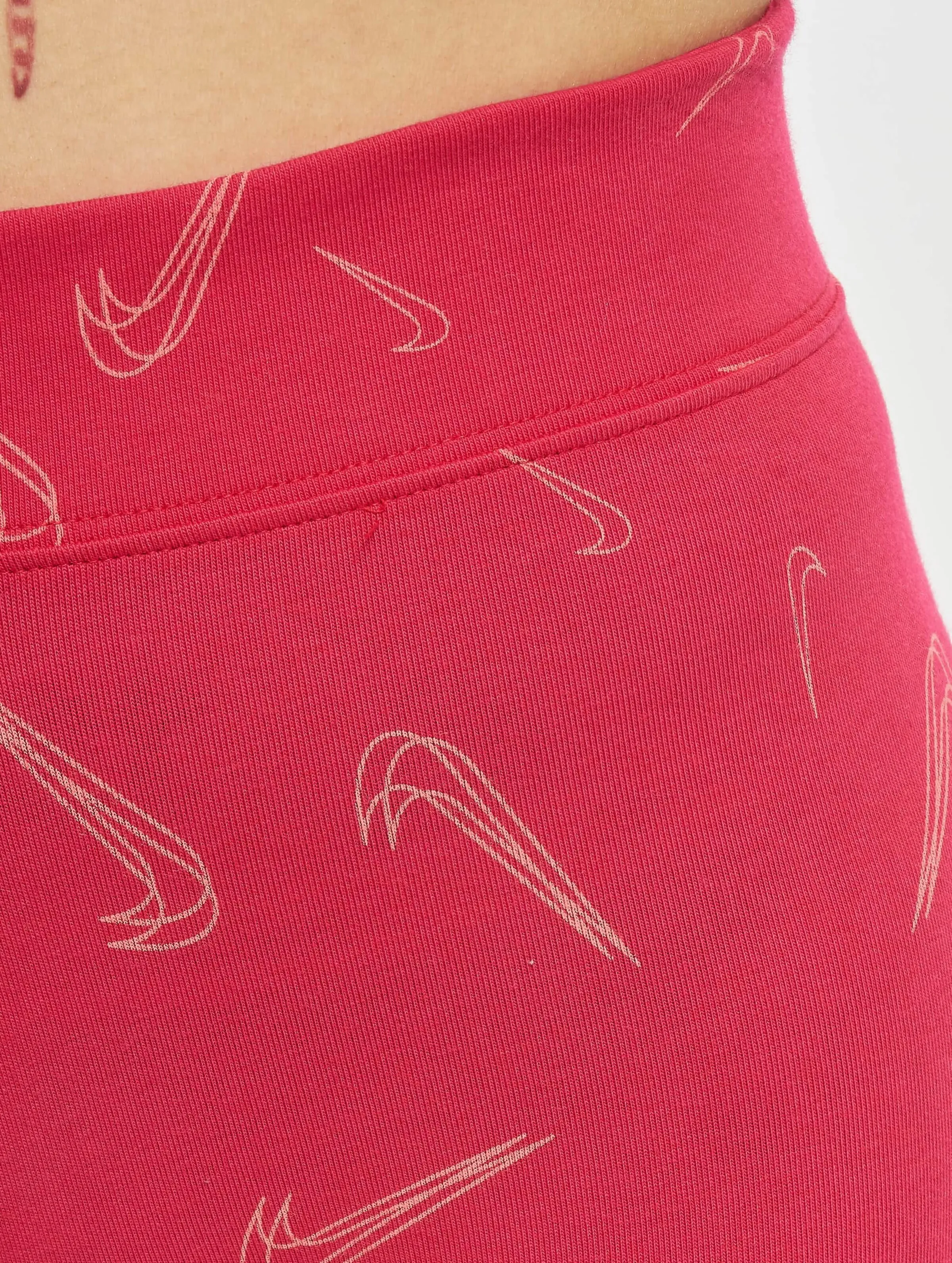Nike Sportswear Print