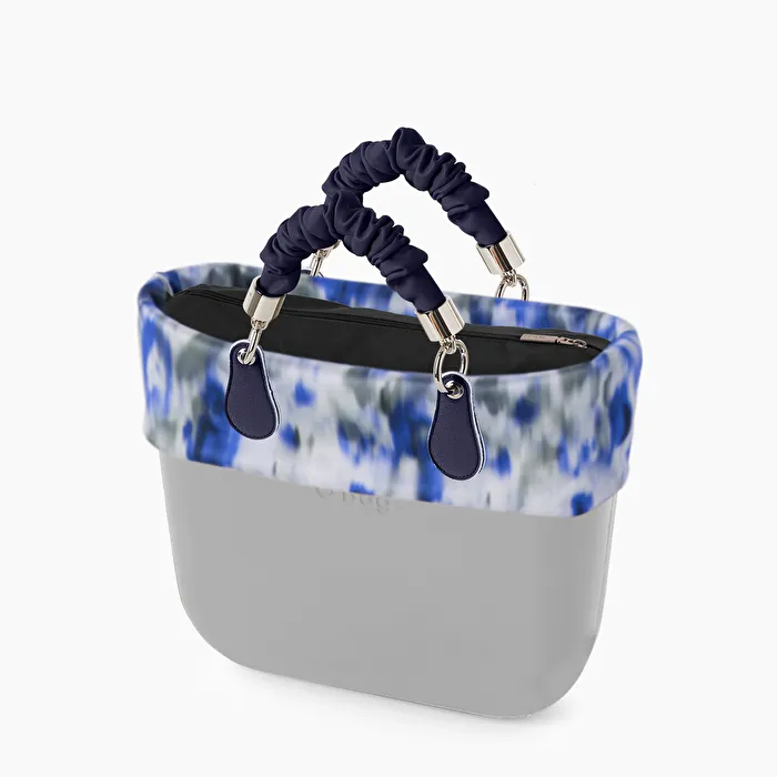 O bag mini gris claro azul marino