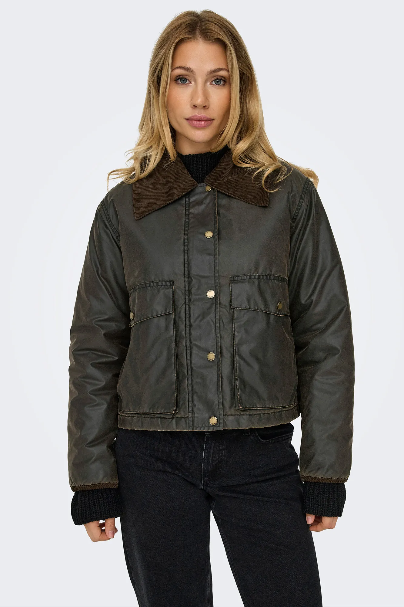 Only Chaqueta corta efecto encerado