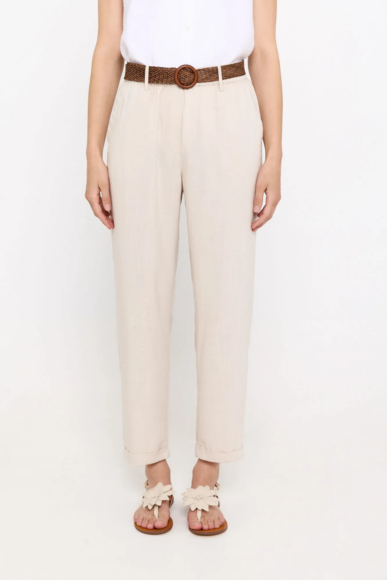 Pantalón con cinturón