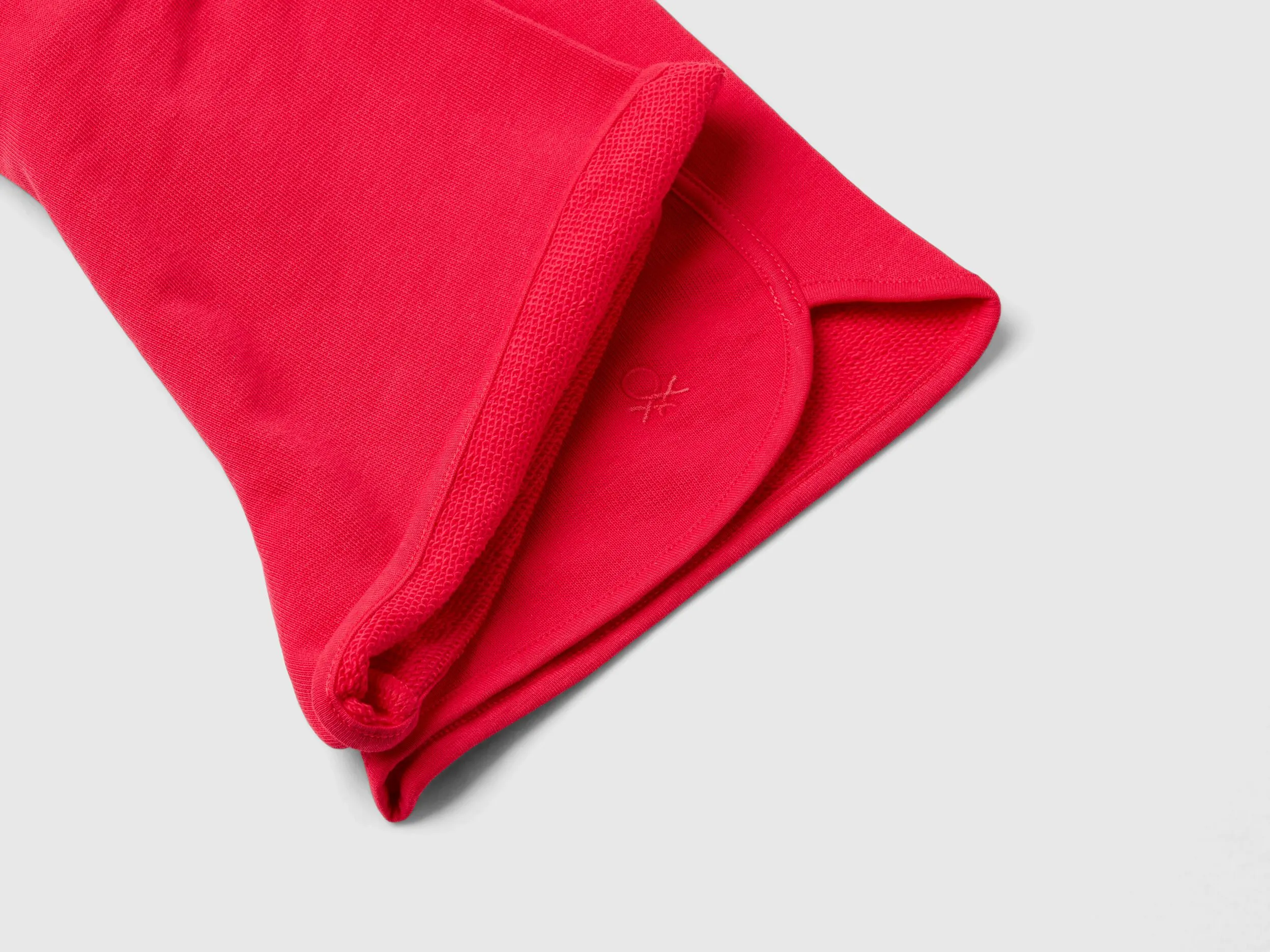 Pantalón corto de felpa de 100 % algodón orgánico