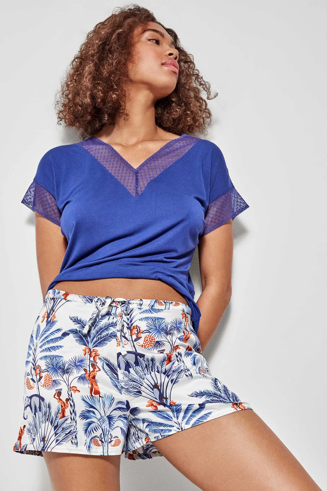 Pantalón corto estampado floral