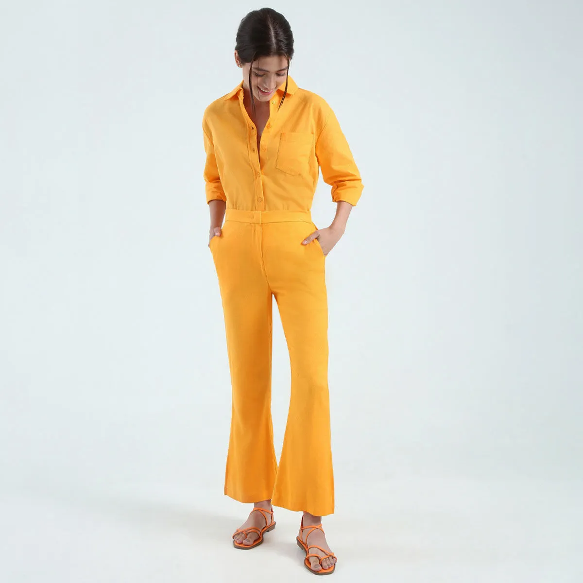 Pantalón Flare Tiro Alto