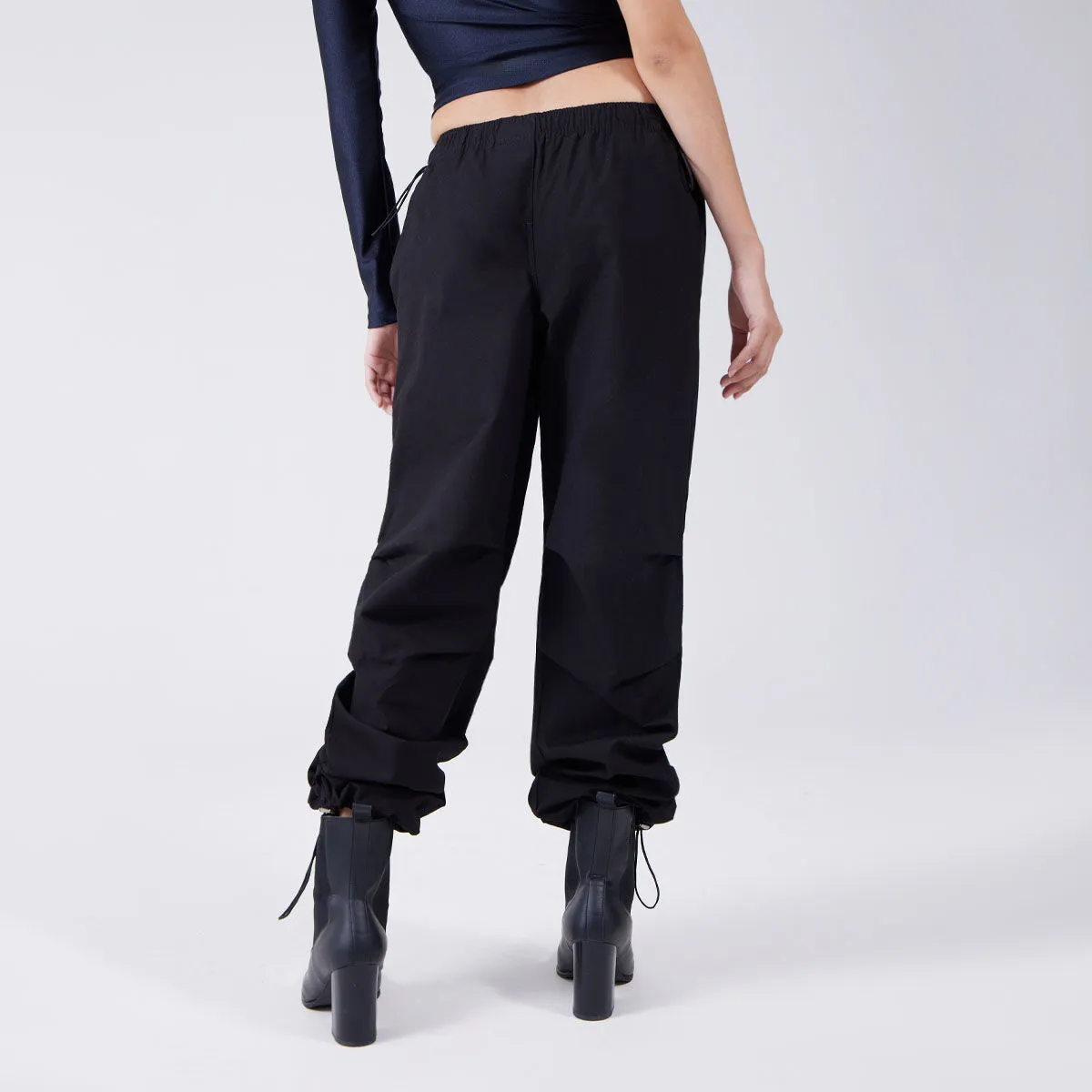 Pantalón Parachute Con Bolsillos