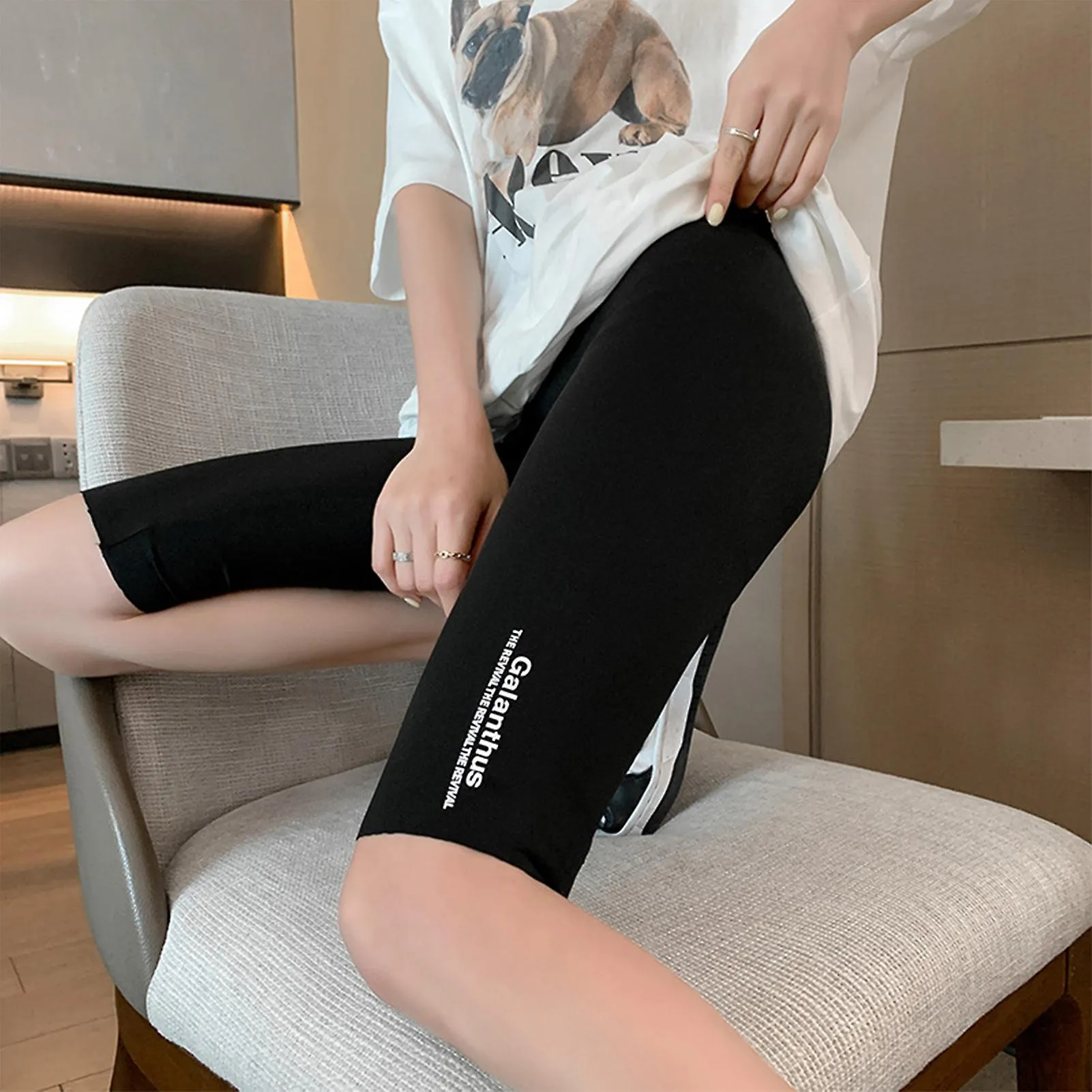 Pantalones cortos hasta la rodilla de las mujeres Slim Running Walking Leggings adecuados para el uso diario formal