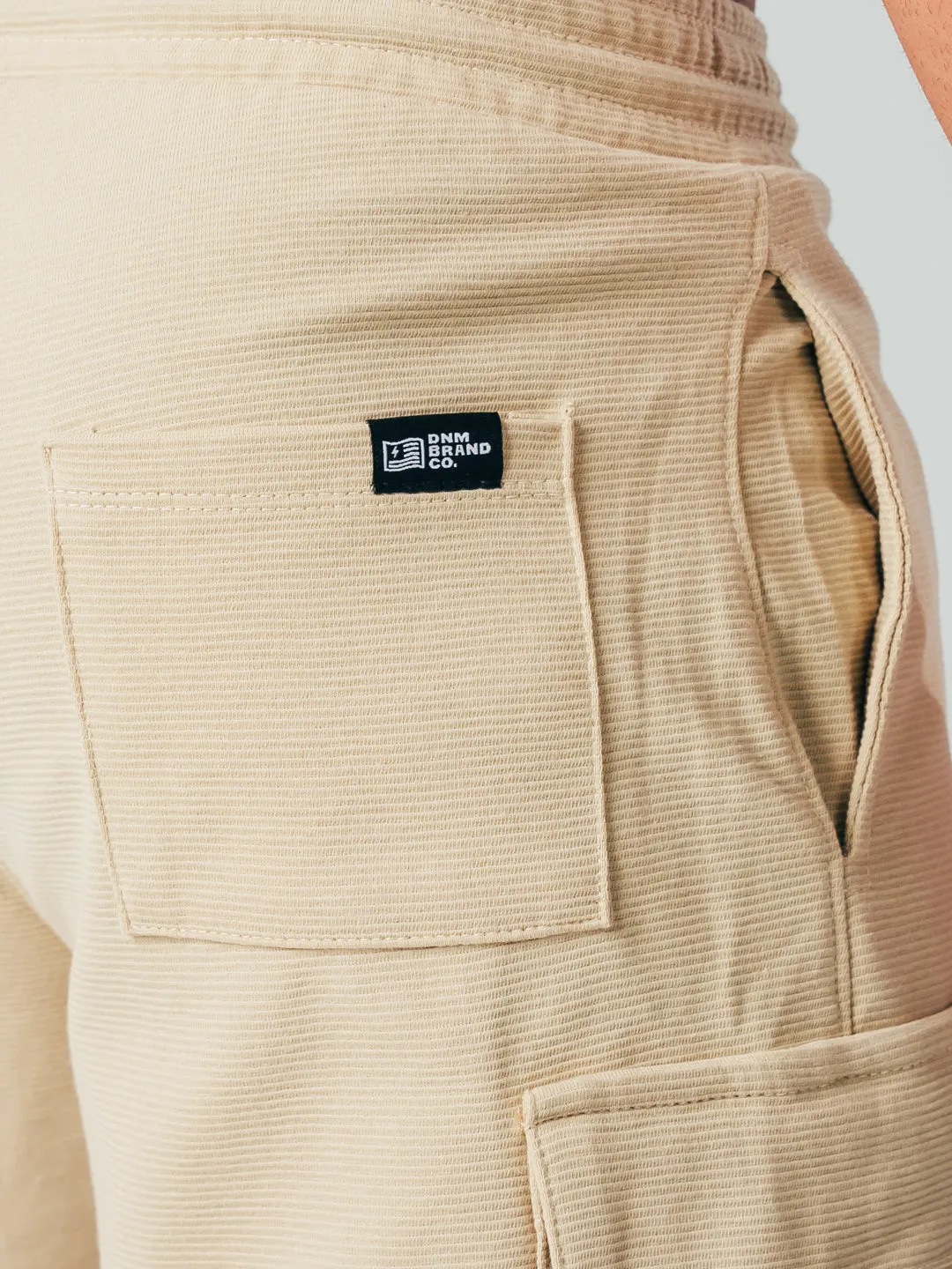 PANTALONETA PARA HOMBRE RELAX CAQUI  TELA BOMBON