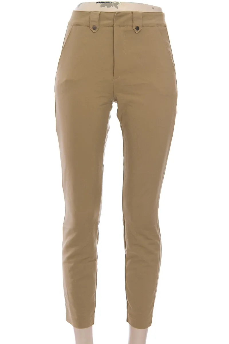 PANTALóN COLOR BEIGE  NAF NAF