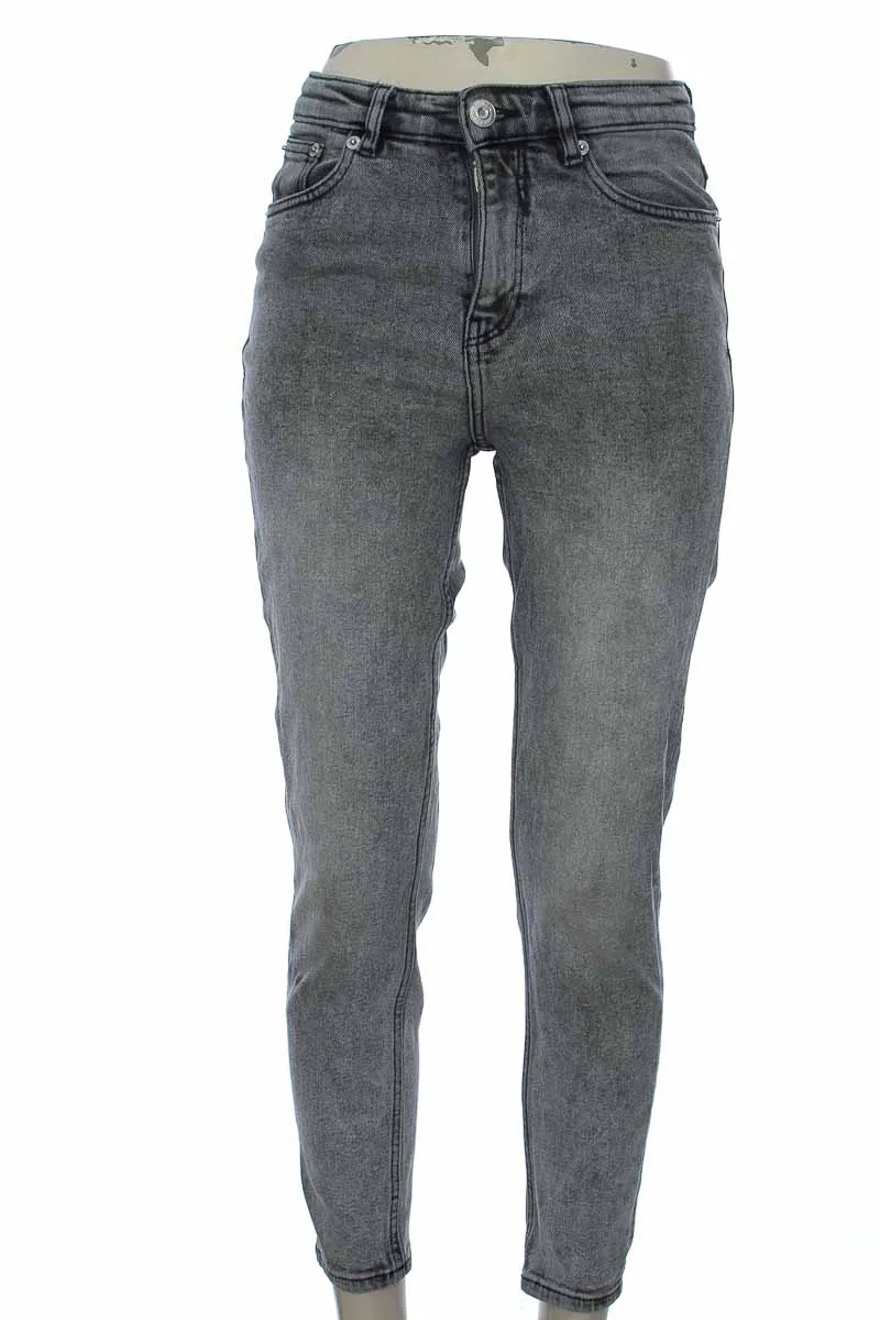 PANTALóN COLOR GRIS  MNG