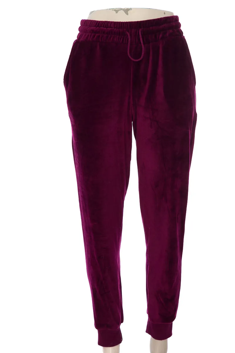 PANTALóN COLOR MORADO  BBJ
