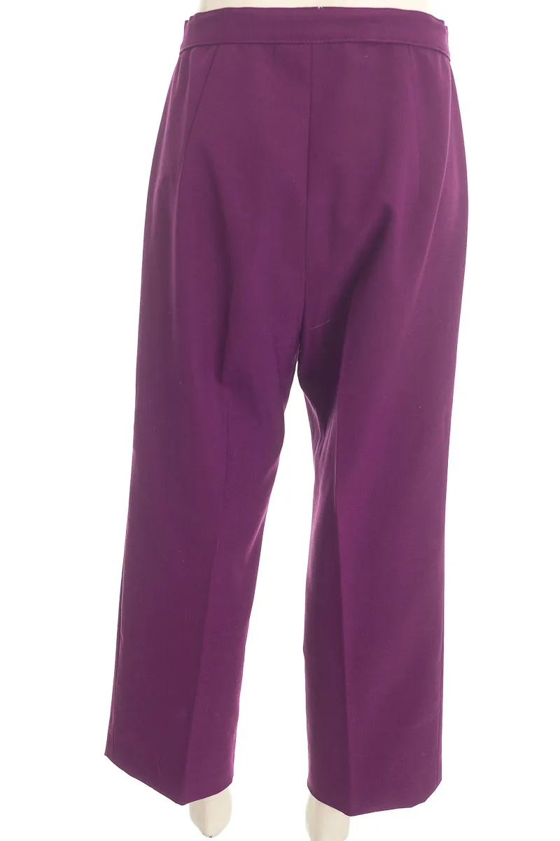 PANTALóN COLOR MORADO  CLOSEANDO