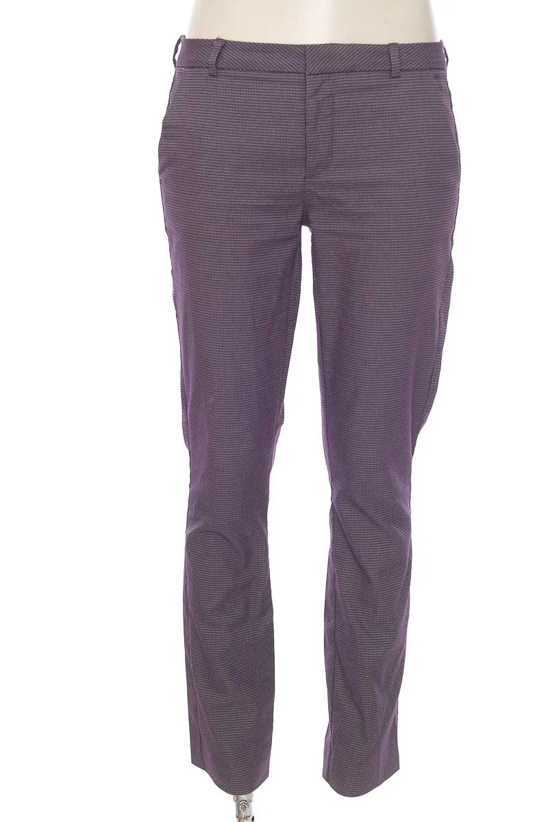 PANTALóN COLOR MORADO  NAF NAF